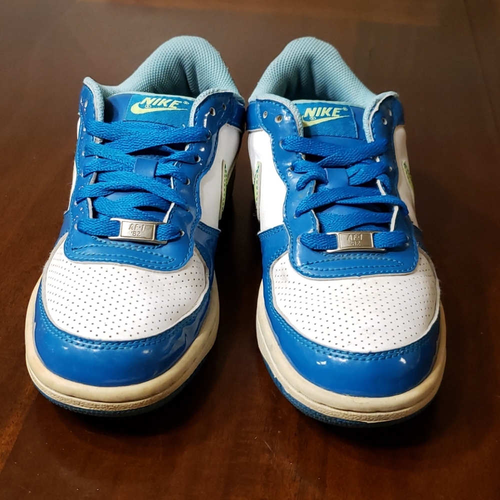 Nike Sneakers